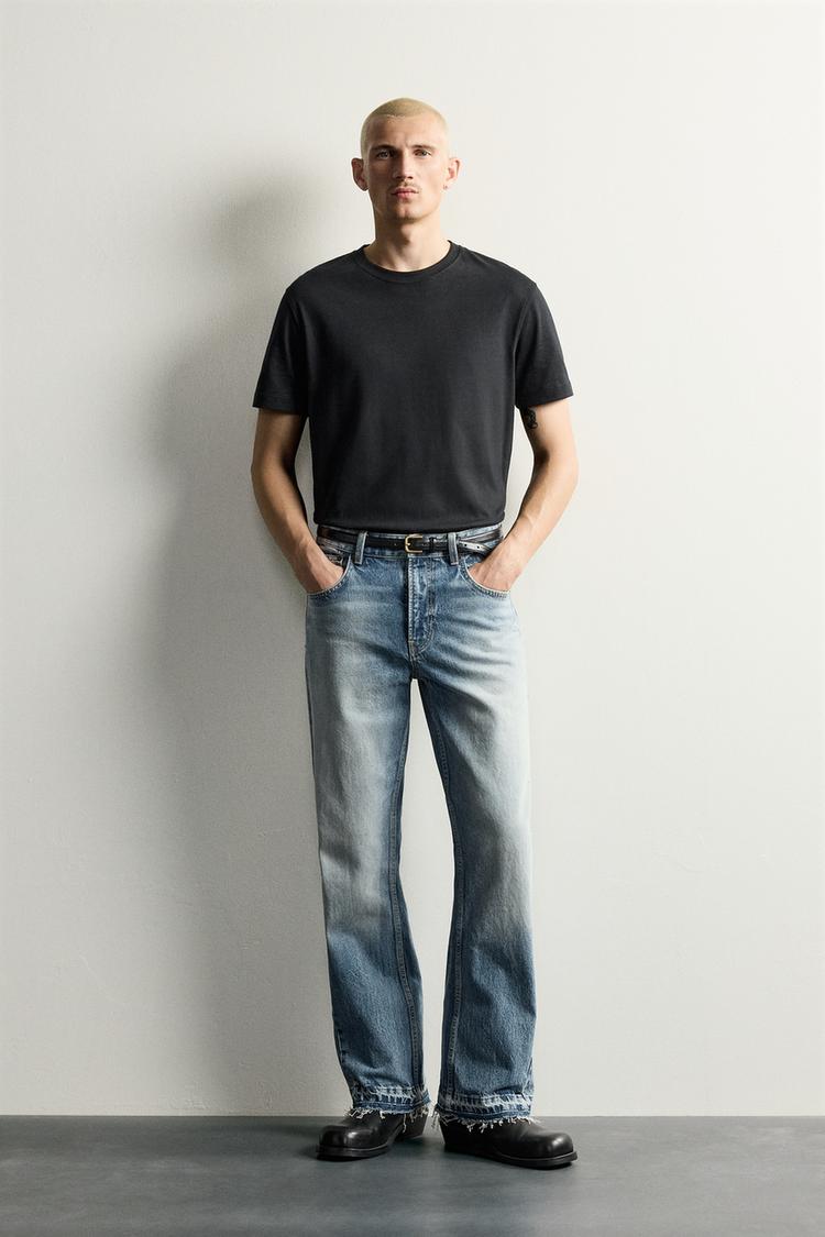 FLARE FIT JEANS